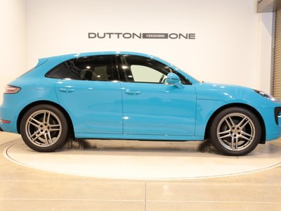 PORSCHE MACAN - 6