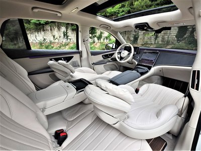 MERCEDES-BENZ EQS - 10