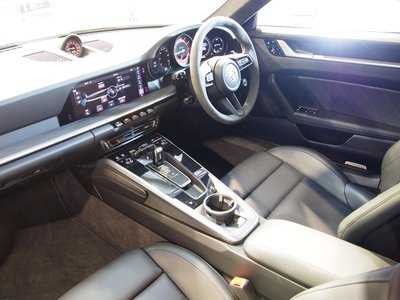 2021 Porsche 911 — миниатюра 43