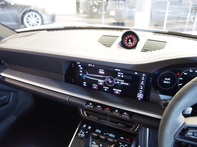 2021 Porsche 911 — миниатюра 37