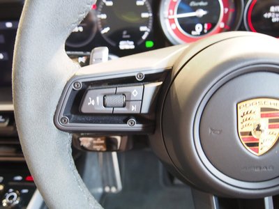 2021 Porsche 911 — миниатюра 34