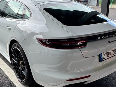 PORSCHE PANAMERA - 7
