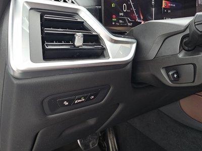 2023 BMW X6 — миниатюра 33