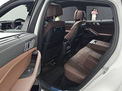2023 BMW X6 — миниатюра 18
