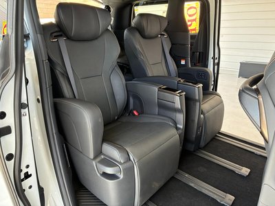 2024 TOYOTA ALPHARD 缩略图 18