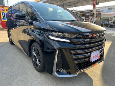 TOYOTA VELLFIRE - 1