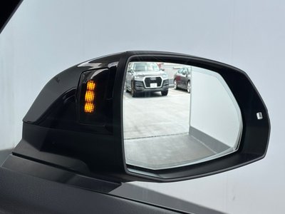 2025 AUDI SQ5 缩略图 52