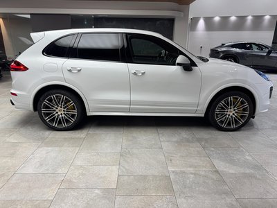 PORSCHE CAYENNE - 4