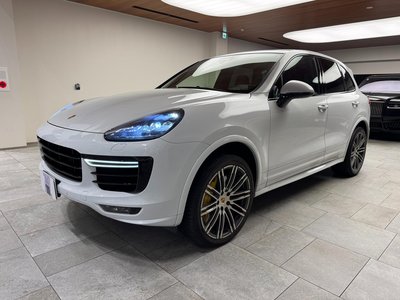 PORSCHE CAYENNE - 1