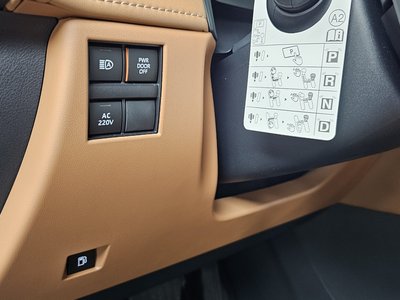 2025 Toyota ALPHARD thumbnail 30
