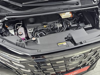2025 Toyota ALPHARD photo 7
