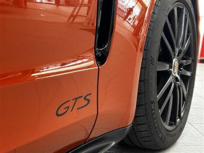 PORSCHE PANAMERA - 8