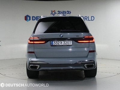 2022 BMW X7 照片 3