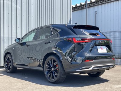 صورة مصغرة 34 لـ 2025 Lexus NX