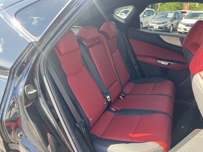 صورة مصغرة 18 لـ 2025 Lexus NX