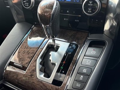 2023 Toyota ALPHARD thumbnail 29