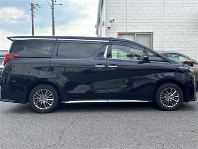 صورة 10 لـ 2023 Toyota ALPHARD
