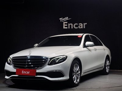 MERCEDES-BENZ E-CLASS - 1