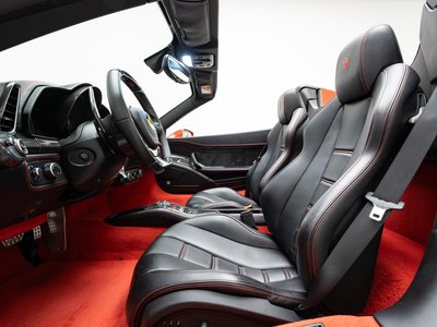 FERRARI 458 - 4