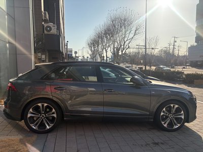 AUDI Q8 - 6