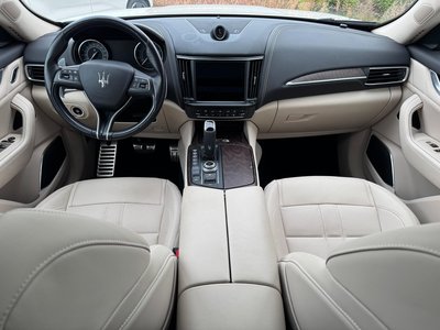 MASERATI LEVANTE - 4