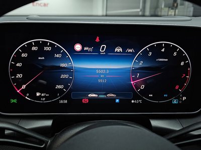 MERCEDES-BENZ GLC - 8