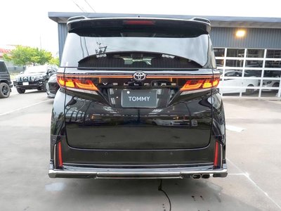 2024 Toyota VELLFIRE — фото 3