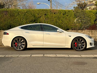 TESLA MODEL S - 3