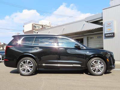 CADILLAC XT6 - 7