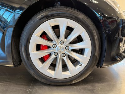 TESLA MODEL S - 7