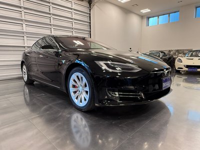 TESLA MODEL S - 3