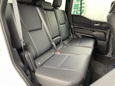 صورة مصغرة 23 لـ 2024 Toyota LAND CRUISER 250