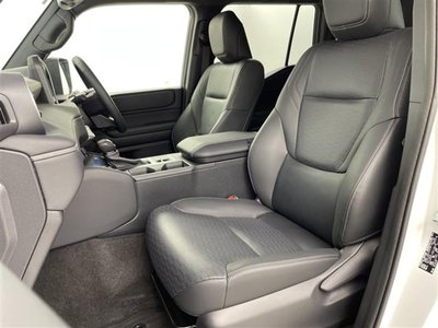 صورة مصغرة 22 لـ 2024 Toyota LAND CRUISER 250