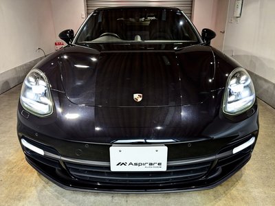 PORSCHE PANAMERA - 4