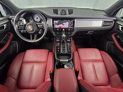 PORSCHE MACAN - 5