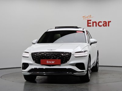 صورة 2 لـ 2024 Genesis GV70