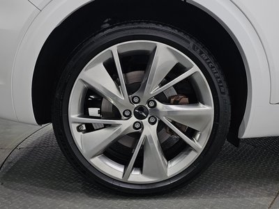 صورة 6 لـ 2024 Genesis GV70