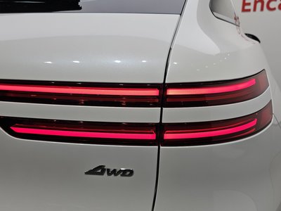 صورة 10 لـ 2024 Genesis GV70