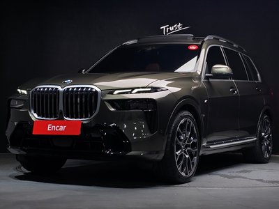 2023 BMW X7 — фото 1