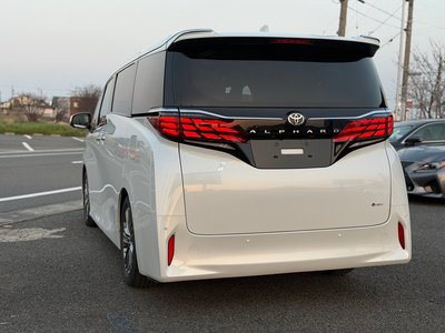 TOYOTA ALPHARD - 9