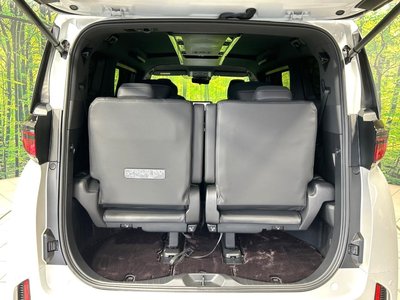 صورة مصغرة 39 لـ 2023 Toyota VELLFIRE