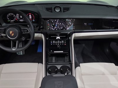 PORSCHE PANAMERA - 6