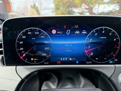 MERCEDES-BENZ E-CLASS - 7