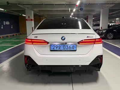BMW I5 - 7