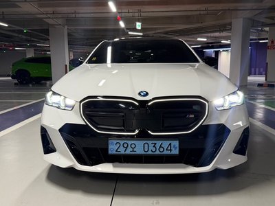 BMW I5 - 3