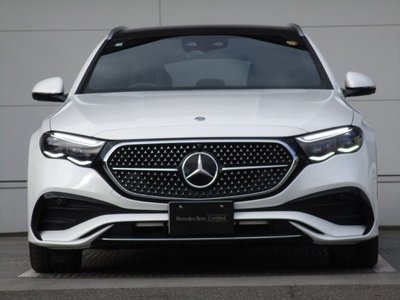 MERCEDES-BENZ E-CLASS - 2