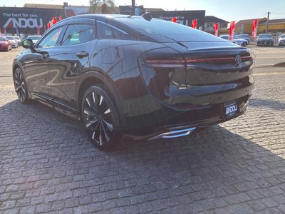 TOYOTA CROWN CROSSOVER - 8