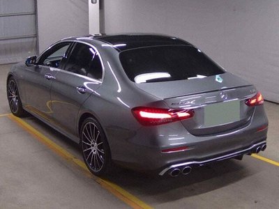 MERCEDES-BENZ E-CLASS - 1