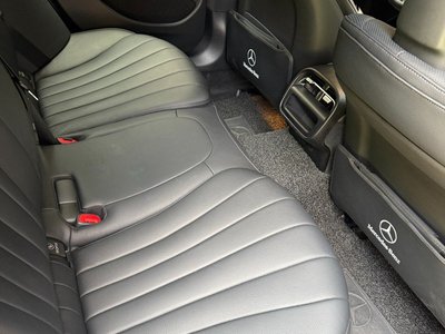 MERCEDES-BENZ E-CLASS - 9