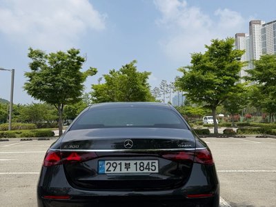 MERCEDES-BENZ E-CLASS - 5
